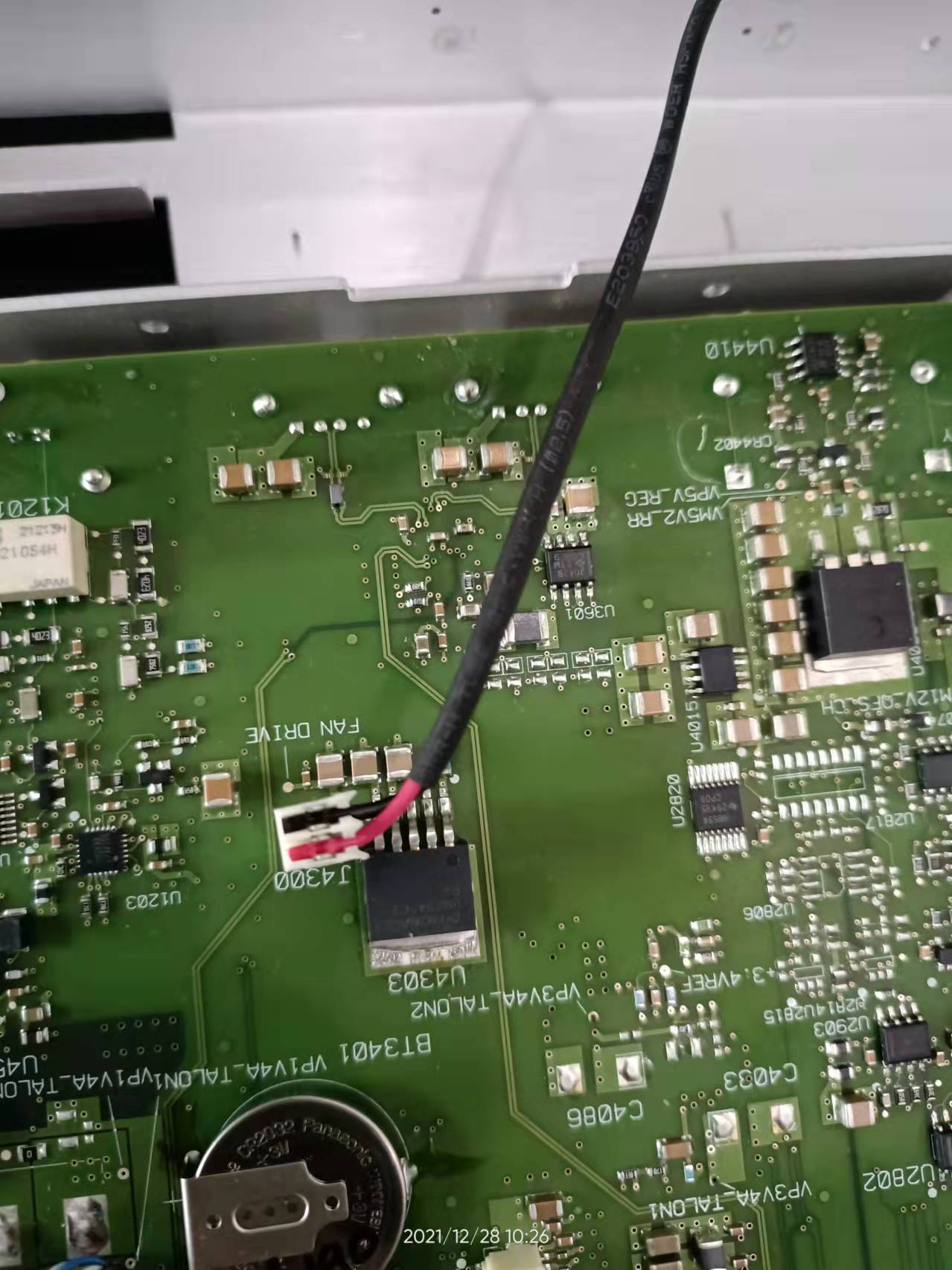 638e923198998.jpg 維修示波器是德18 (2).jpg